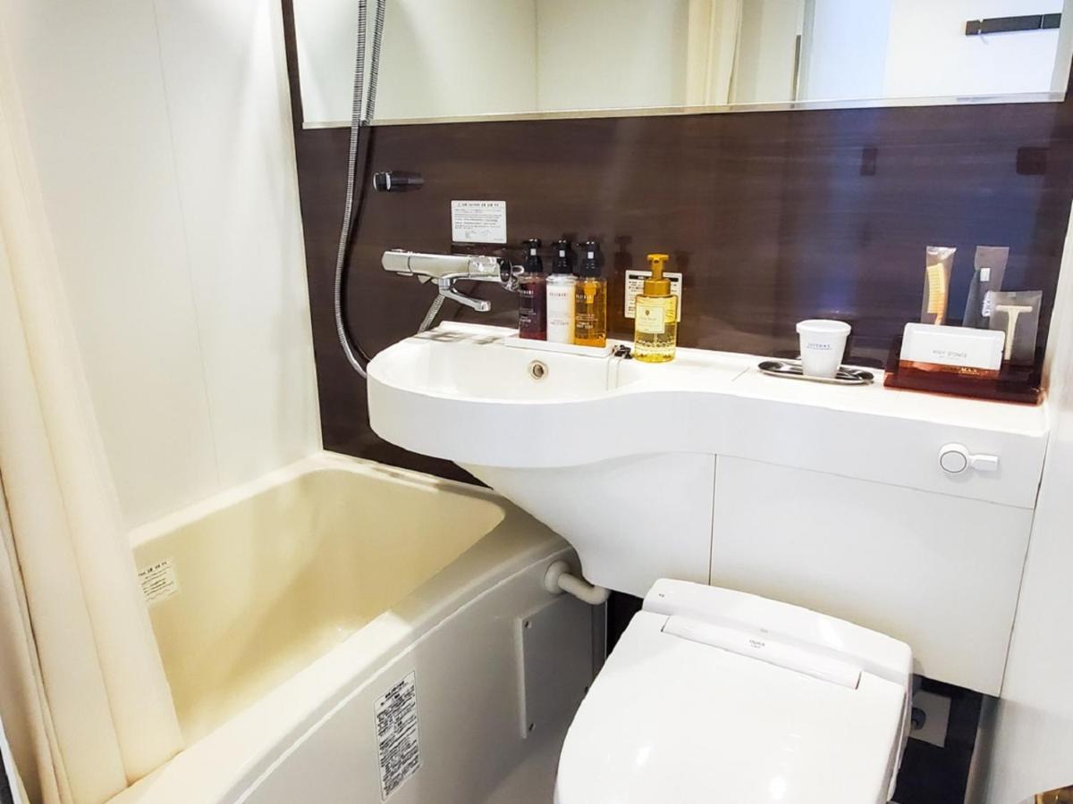 Hotel Livemax Yokohama Stadium Mae מראה חיצוני תמונה