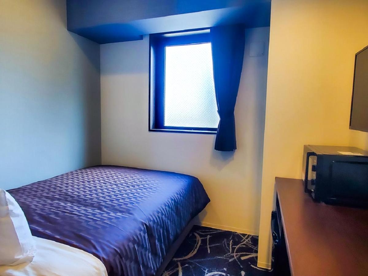 Hotel Livemax Yokohama Stadium Mae מראה חיצוני תמונה